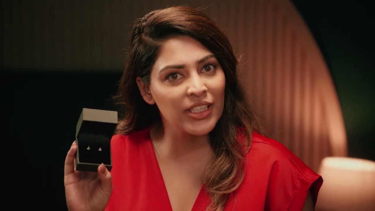 Ye Diamond hai, ya Dandruff? | Origem Theatrical Ad Film